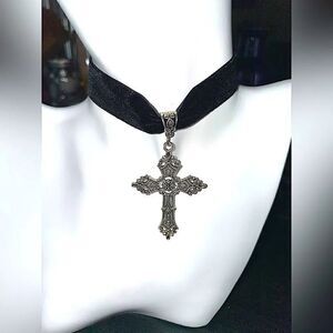 Cross on Velvet Choker Necklace l New